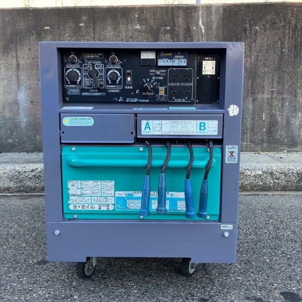 DENYO/デンヨー DLW-300ESW 300Aディーゼルエンジンウェルダー 二人用