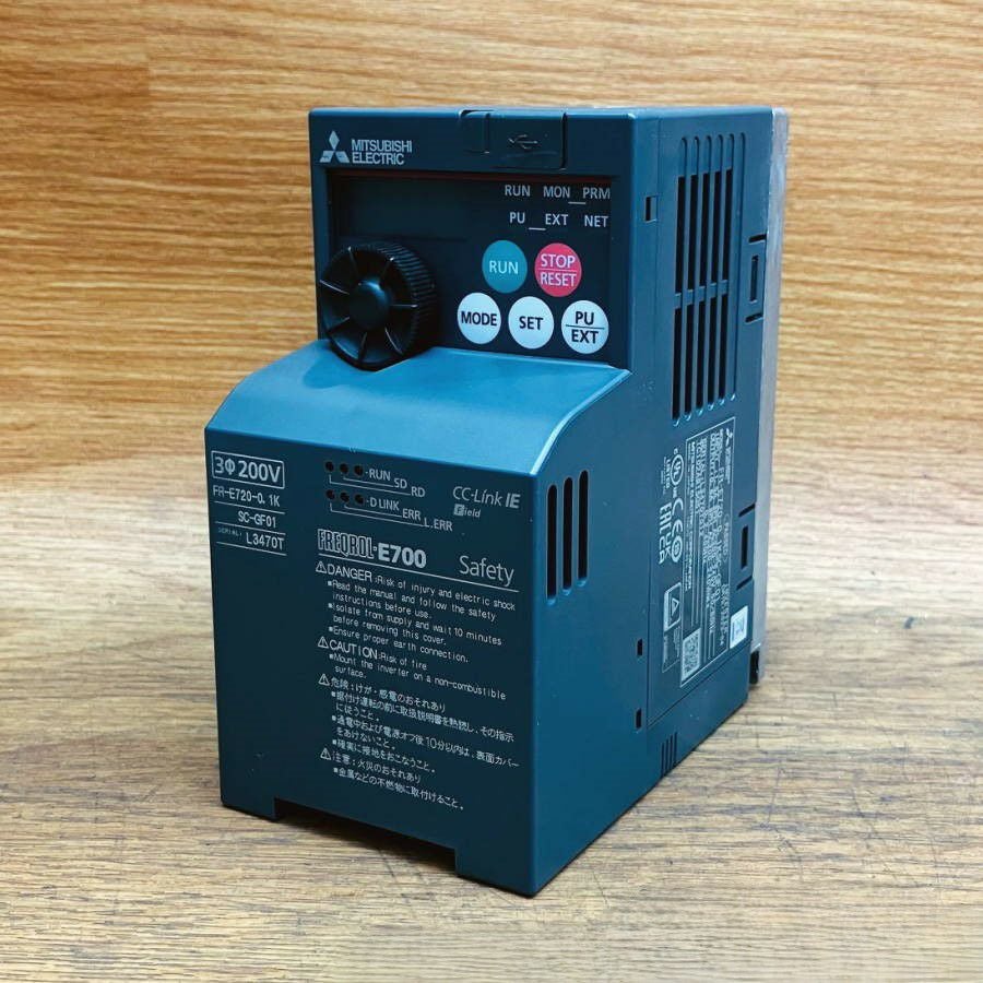 その他 MITSUBISHI ELECTRIC FR-E720-0.75K Amazon | 三菱電機 汎用インバータ FREQROL-E700 FR-E720-0.75K | 電磁