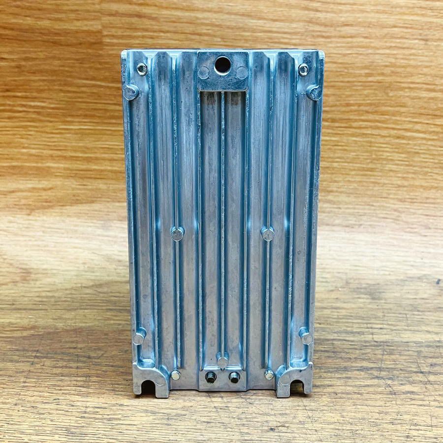 MITSUBISHI ELECTRIC/三菱電機 FR-E720-0.1KSC-GF01 0.1kW インバータ