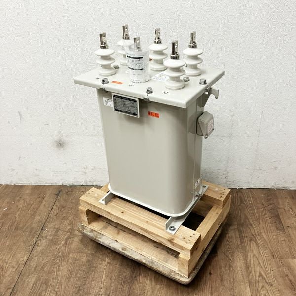 高圧進相コンデンサ 指月電機製作所 LV-6形 100kvar 3300V 工業用 力率改善装置 力率改善用機器 ｜ 株式会社 指月電機製作所