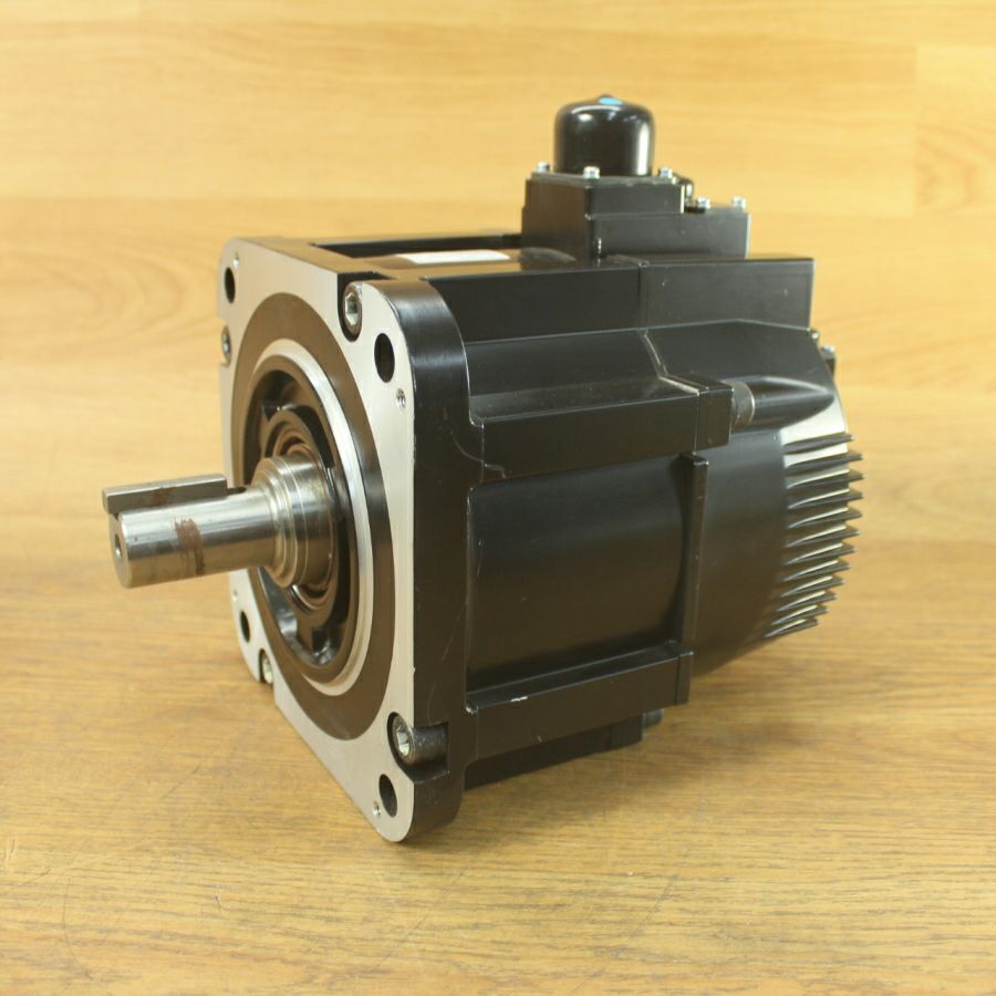 YASKAWA ACサーボモーター SGME-04AF12 YASKAWA/安川電機 SGMRV-37ANA-YR12 ACサーボモーター | 機械工具の
