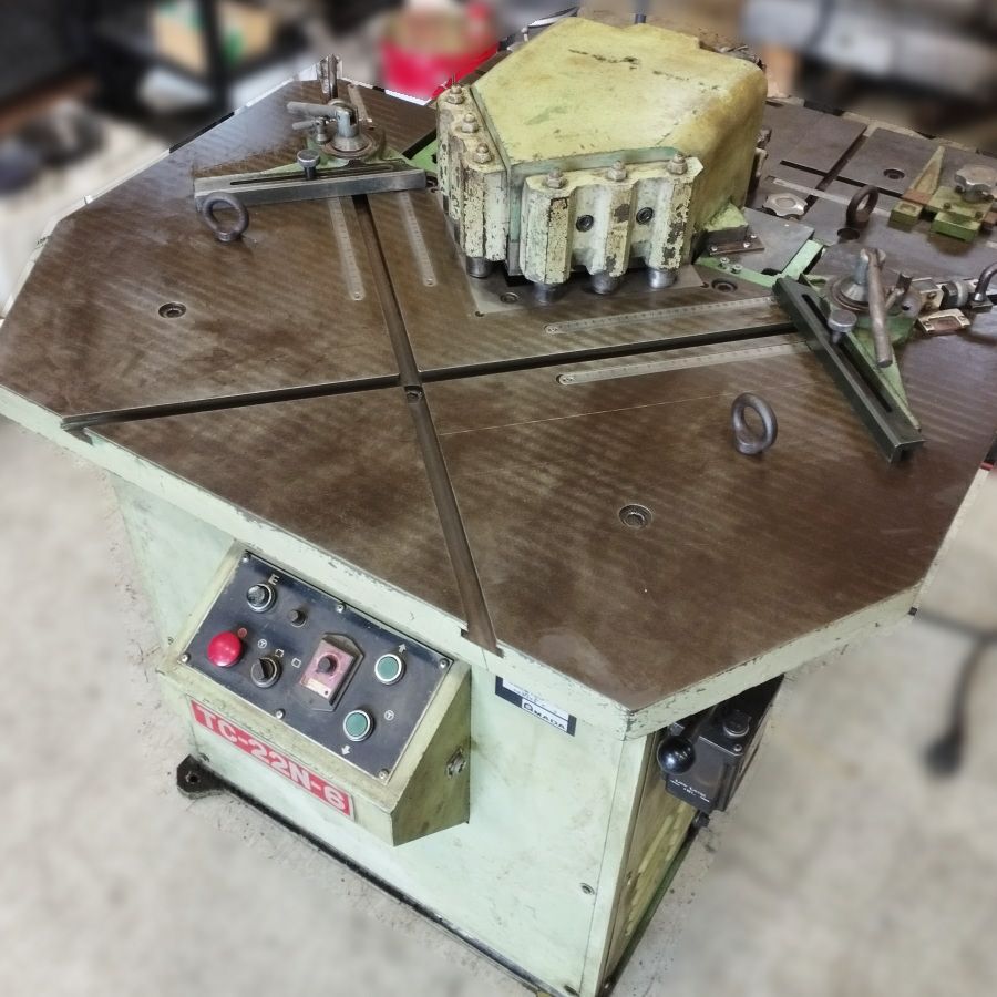 タケダ機械製作所　コーナーシャー 配送は要相談］竹田機械 タケダ機械 TC-22N-6 25t コーナーシャー 板厚