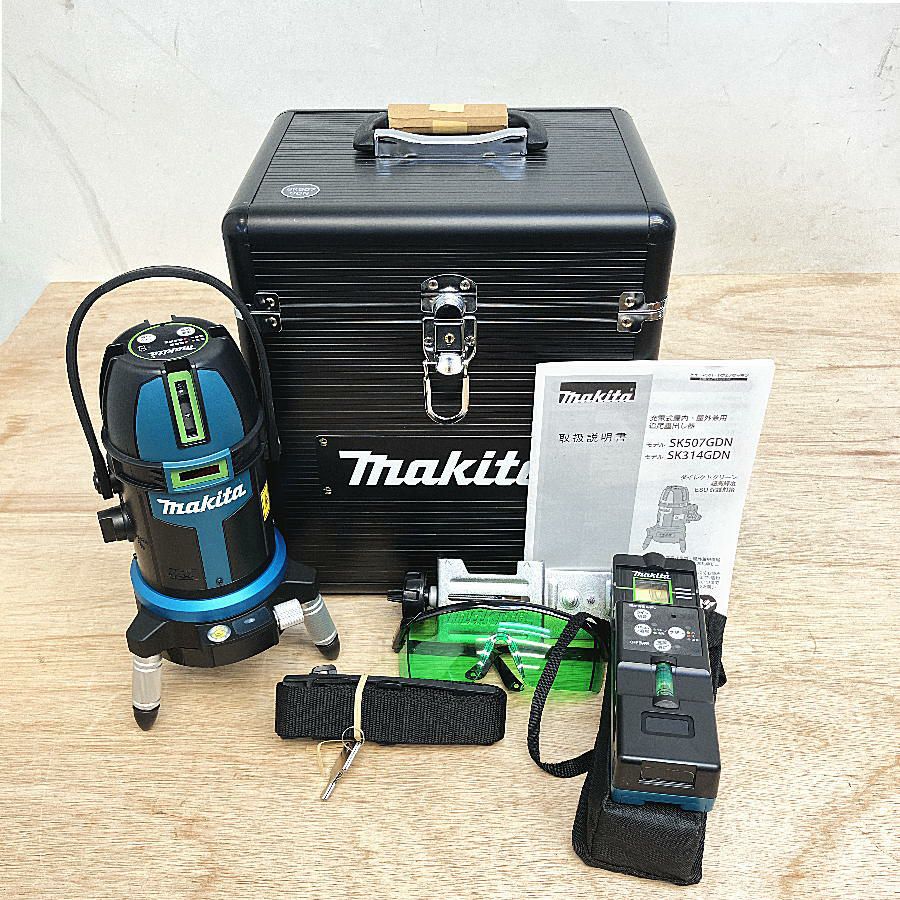 makita/マキタ SK507GDZN 充電式屋内・屋外兼用追尾墨出し器 フル