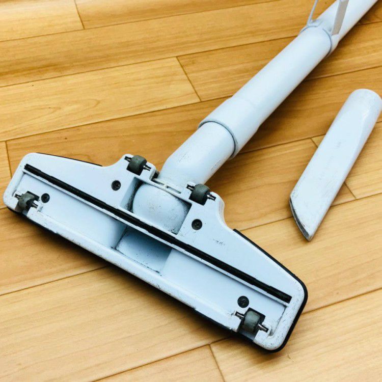 makita/マキタ CL182FD 18V 充電式クリーナー バッテリー・充電器