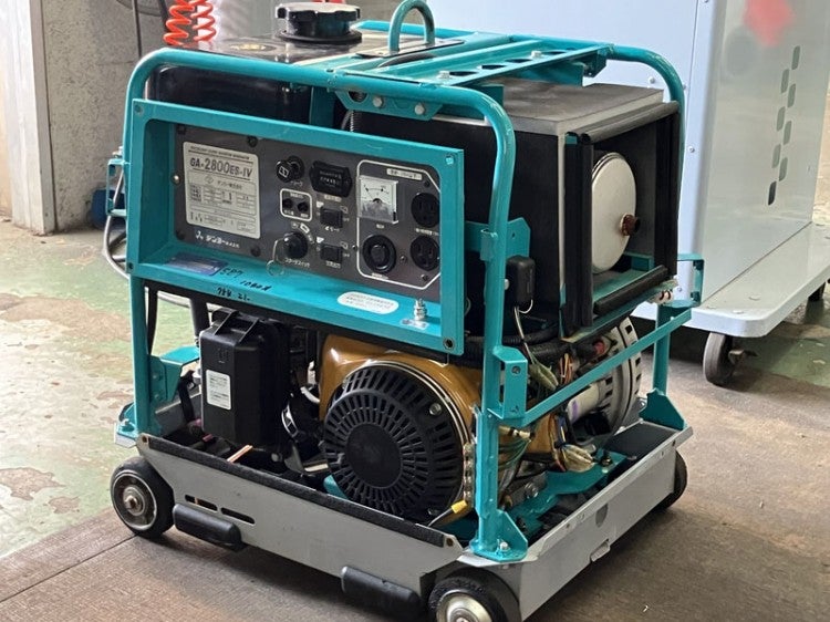 DENYO/デンヨー 2.8kVA インバーター発電機 GA-2800ES-IV セルスタート 
