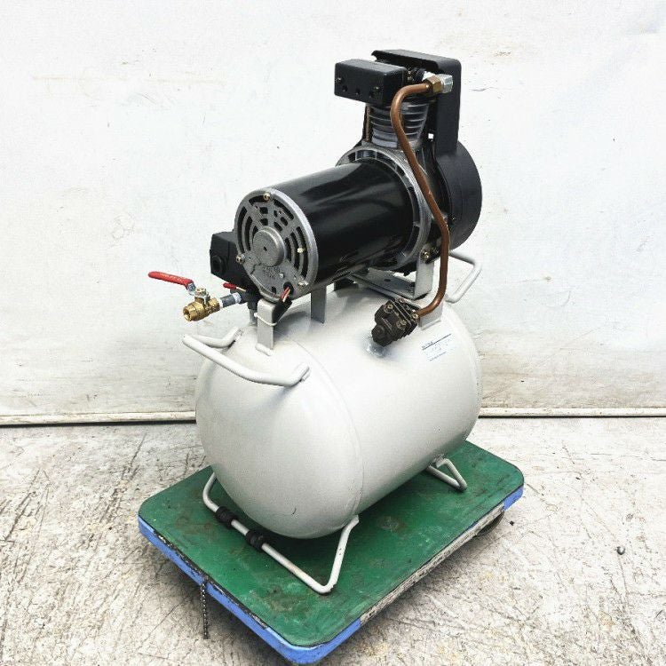 アネスト岩田 TFP04B-10M 三相200V 1/2馬力 レシプロコンプレッサー