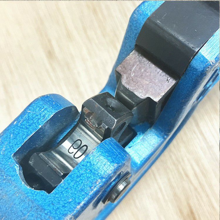 LOBSTER ロブスター 強力型圧着工具 銅線用裸圧着端子 AK-60 AK60 ブルー(HD844twxY) LOBSTER/ロブテックス AK-60 強力型圧着工具 裸圧着端子・裸圧着