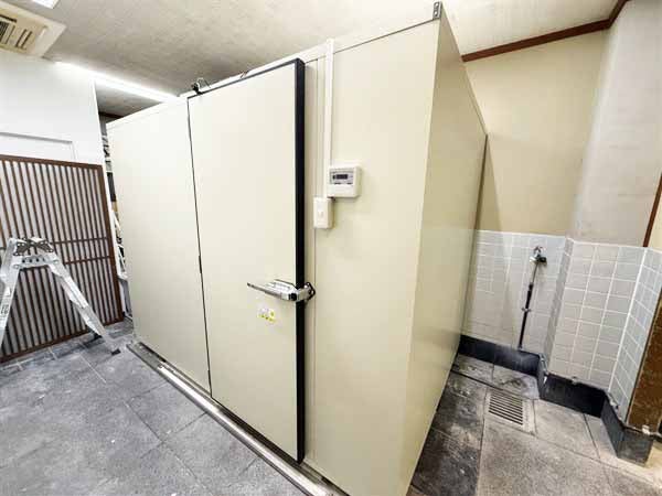 引き取り限定でお願いします プレハブ冷蔵庫 引き取り限定 プレハブ 冷蔵庫 0.5坪 ジャンク 【公式通販】