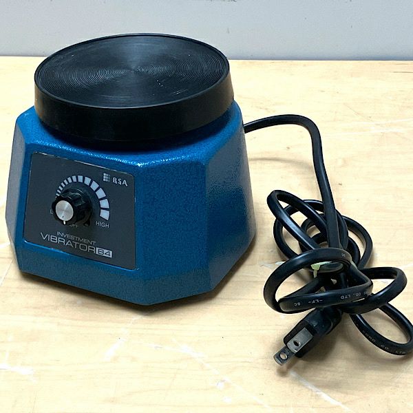 高出力 バイブレーター（Investment Vibrator B4）100V／動作確認済み BSA INVESTMENT VIBRATOR B4 バイブレーター 100V | 機械工具の