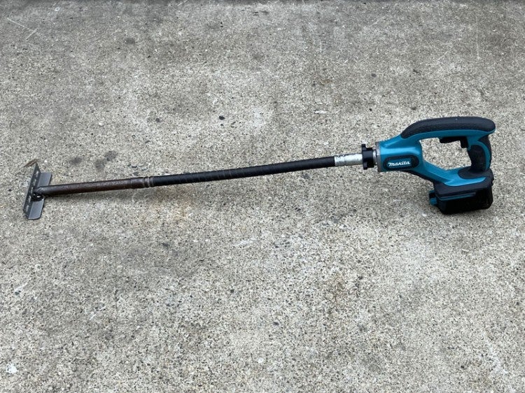 makita/マキタ 14.4V 充電式コンクリートバイブレータ VR340D 本体のみ