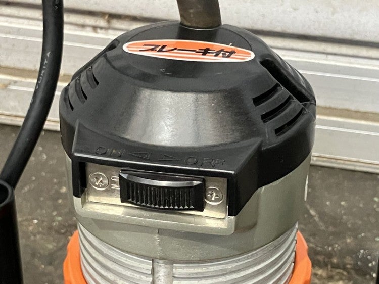 リョービ(RYOBI) R-220S ブレーキ付ハンデールーター【野田愛宕店】【店頭取引限定】【中古】 中古】リョービ R-220S ブレーキ付ハンデ―ルーター 【野田愛宕店
