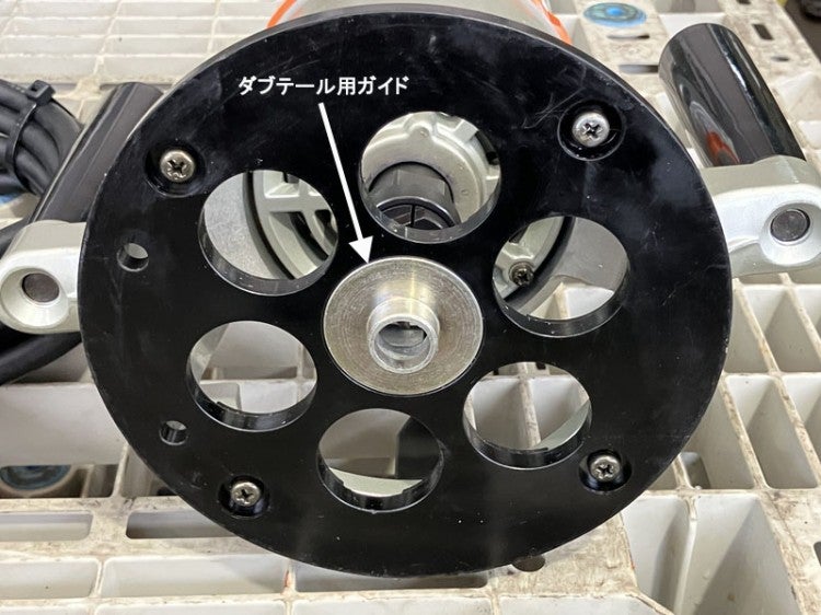 RYOBI/リョービ ブレーキ付 ハンディルーター R-220S 単相100V