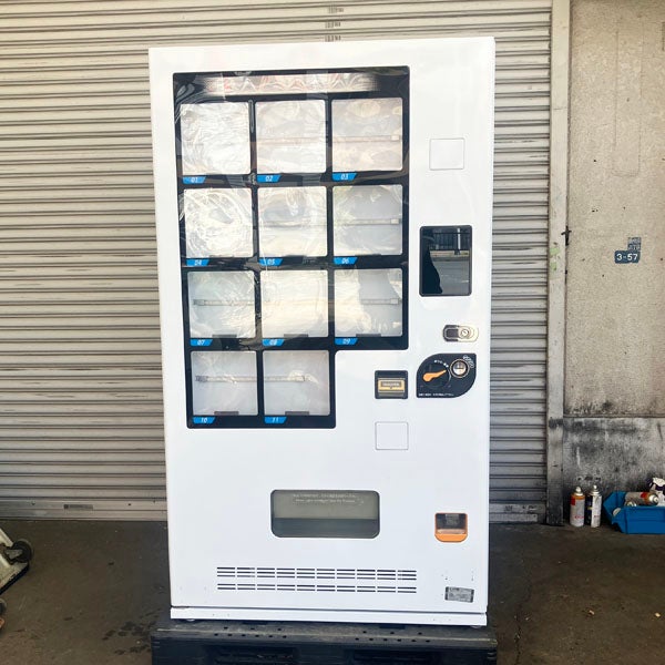 SANDEN 自動販売機 多段式 配送要相談】サンデン/SANDEN 自動販売機 現状品 30セレ CVA-〇20〇
