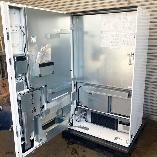 サンデン マルチストック式 冷凍自動販売機 ど冷えもん FIV-JIA2110NB