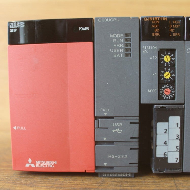 三菱 Q00UCPU/Q61P/QJ61BT11N/QX41/QX40/QY41P/Q35B CPUユニットセット 