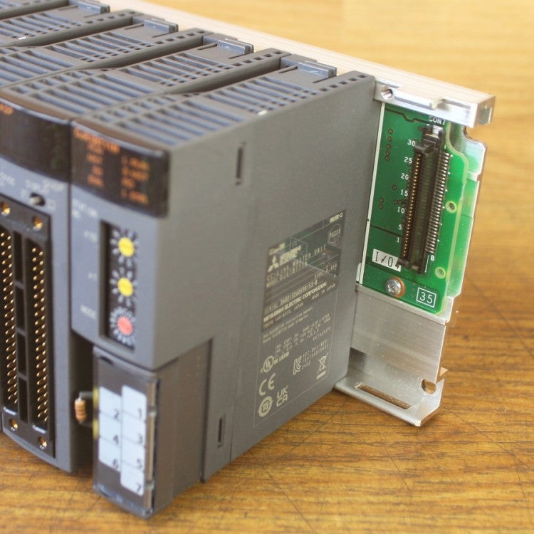 三菱 Q03UDVCPU/Q35B/Q61P/QJ61BT11N/QX41/QY42P CPUユニットセット