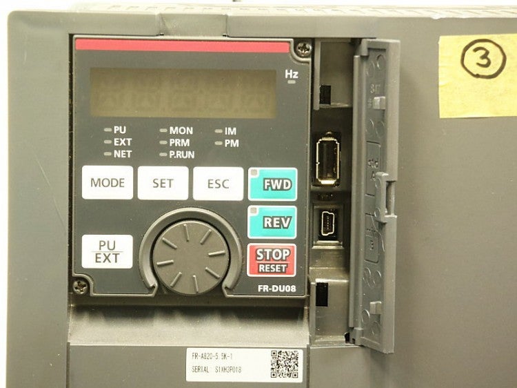Mitsubishi 三菱電機 インバーター FR-A820-5.5K-1 AC200-240V 『未