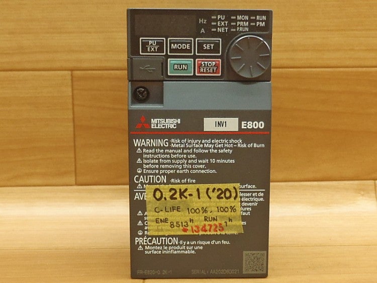 三菱電機 インバータ FR-E820 0.2k 3個売り 三菱電機 FR-E820-0.2K-