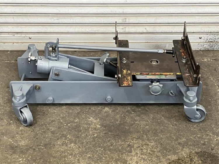 長崎ジャッキ 800kg ミッションジャッキ M-800 1969年製 | 機械工具の 