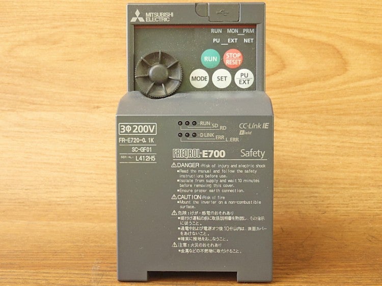 三菱電機 0.1kWインバーター セーフティストップ対応品 FR-E720-0.1KSC