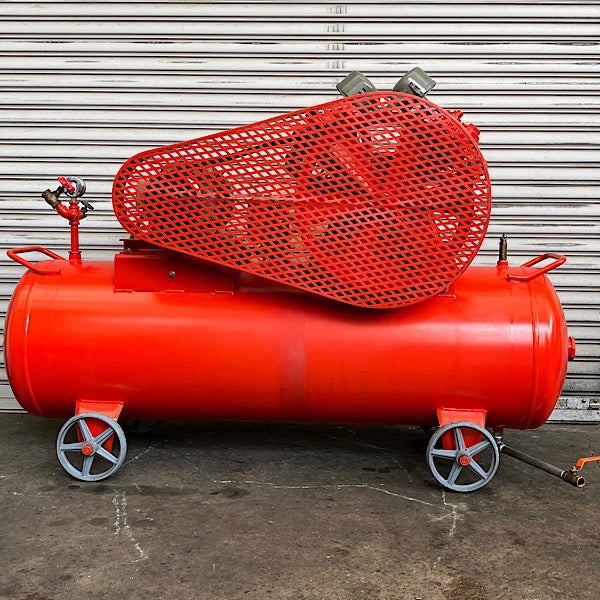 【中古】 赤の鼓動 引取限定・大阪吹田】富士コンプレッサー製作所 3.7kW 5馬力 給油式
