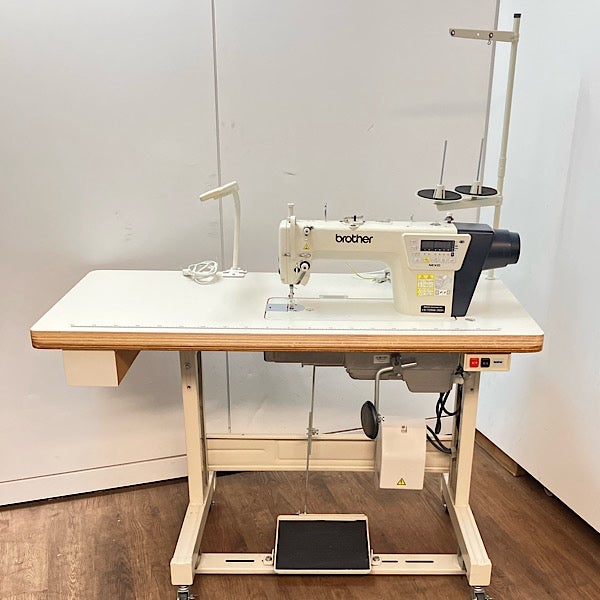 brother ブラザー NEXIO S-7250A-303 工業用本縫いミシン 作業台