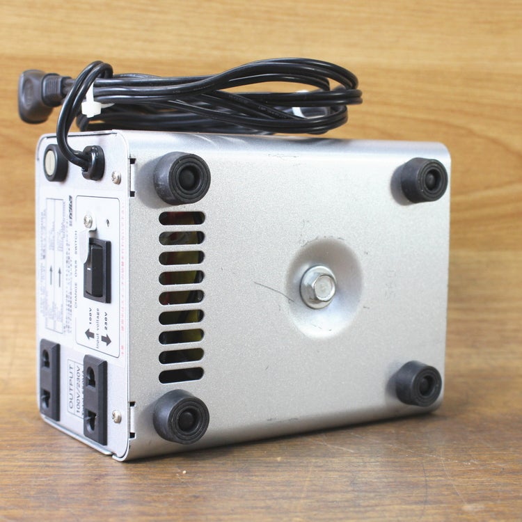 カシムラ TI-27 変圧器 220-240Vから100V Kashimura TI-27 変圧器 220